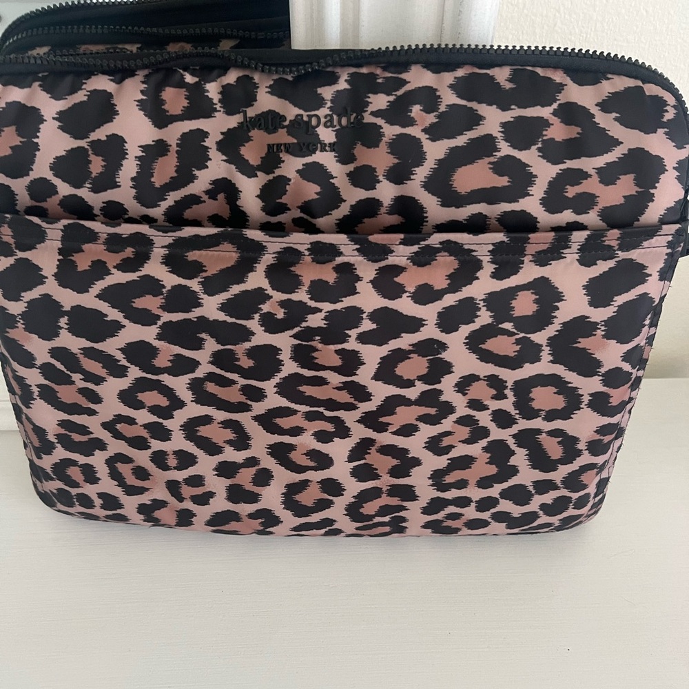 Kate Spade 🐆 Leopard Computer Bag - Picture 5 of 6